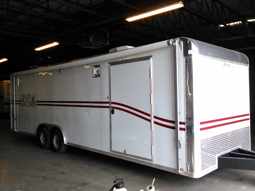 Custom trailer graphics in Tucson