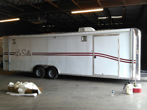 Custom trailer graphics in Tucson