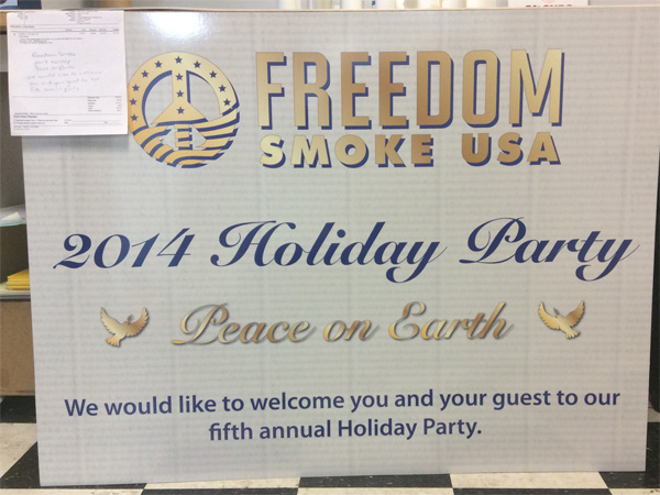 Freedom Smoke USA Holiday Sign