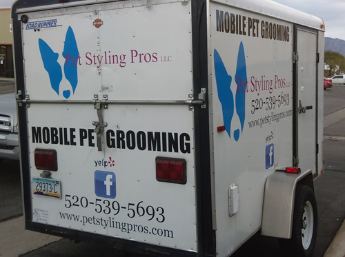 Pet Styling Pros Trailer Vinyl Install