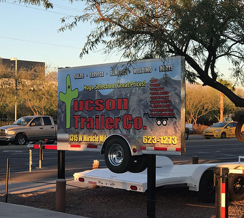 Tucson Trailer street sign